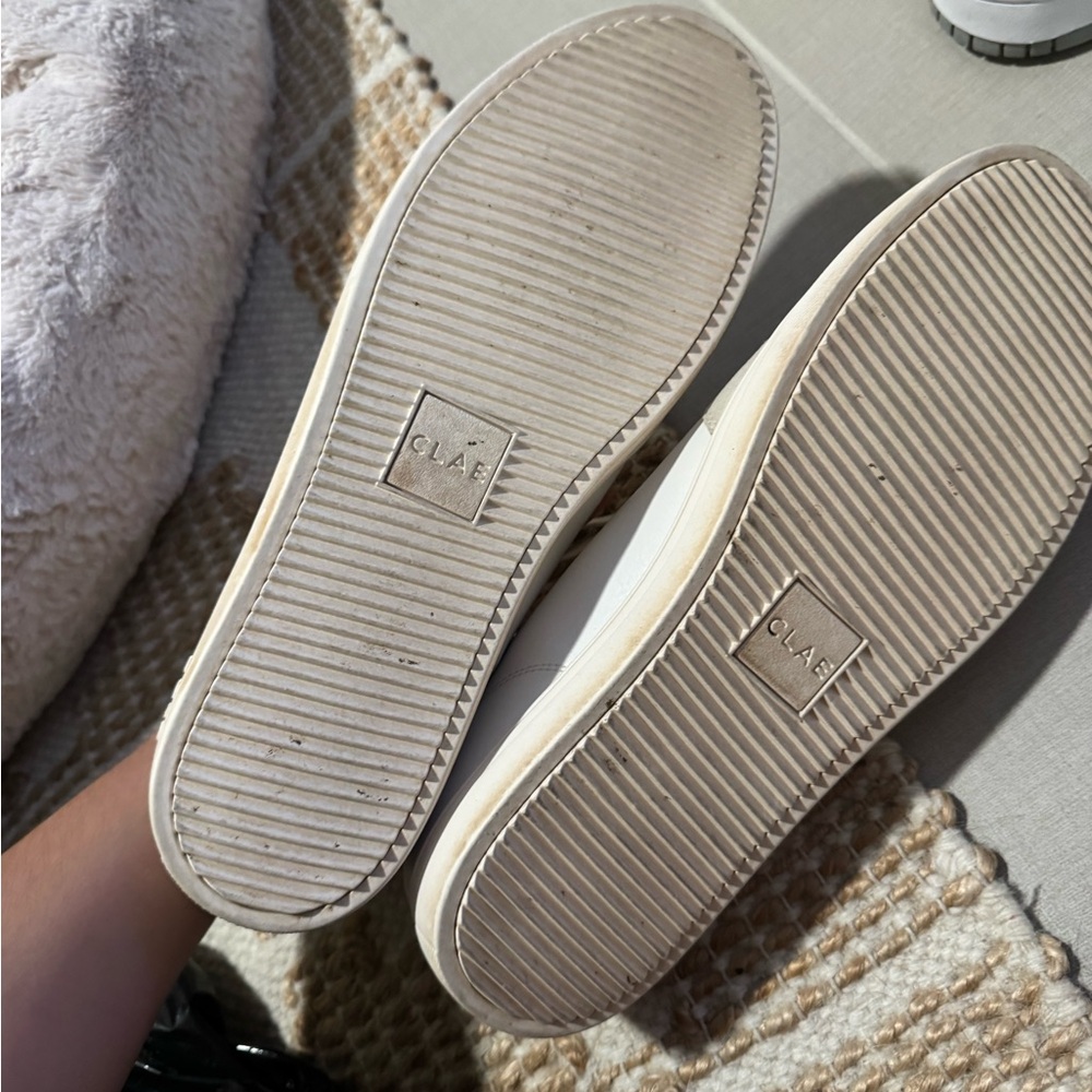 Vuori Clae off-white sneakers - Picture 5 of 5